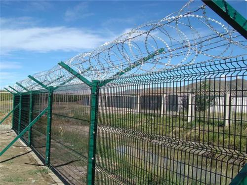 機場護(hù)欄,道路護(hù)欄欄桿,藍(lán)色交通護(hù)欄